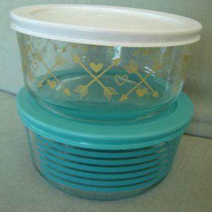 Pyrex Bowls - NWOT